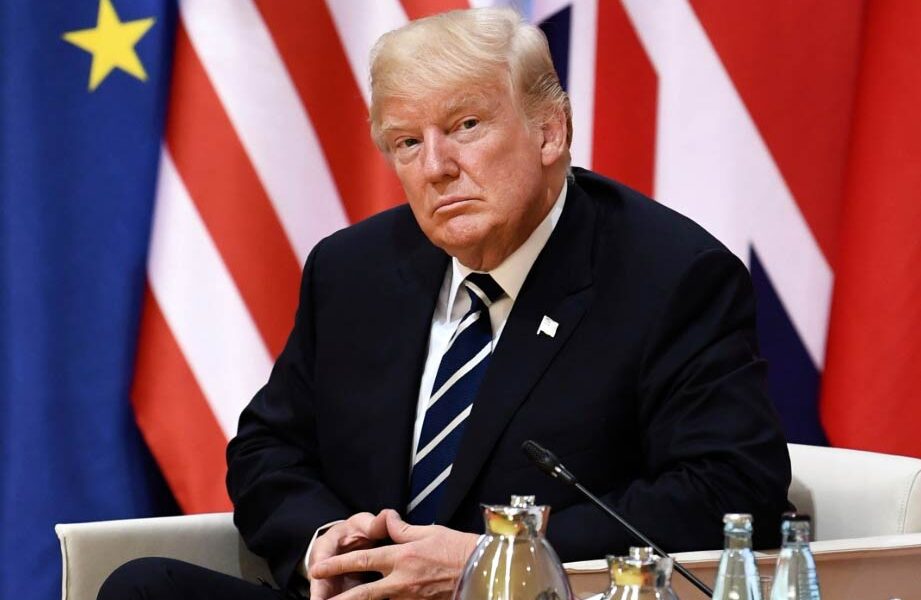 Museo de Cera de Londres viste a Trump de golfista