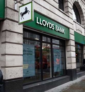 Lloyds reduce un 54,9% el beneficio en 2020
