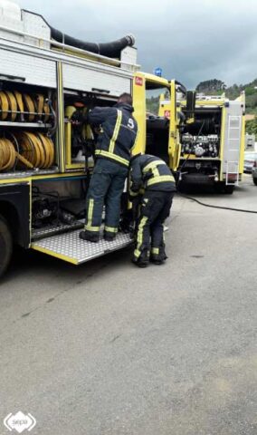 INCENDIO URBANO EN SALAS