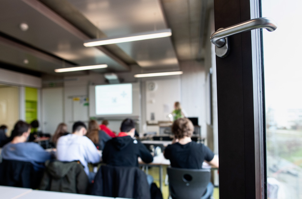 Covid-19 mascarillas y ventilación