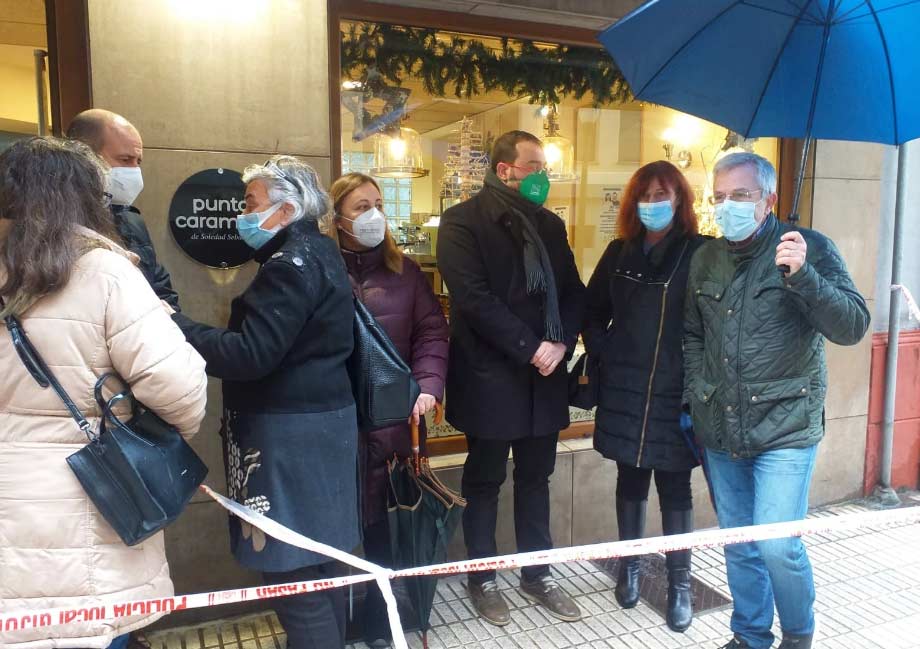 Dos trabajadores fallecidos por un derrumbe en Gijón