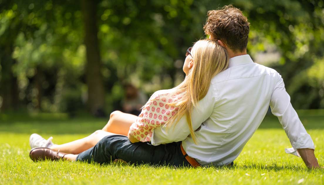 Sentir, pensar, actuar: cómo lograr la felicidad