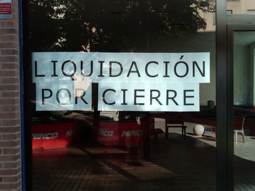 El cierre y hundimiento de los negocios: Causas y efectos