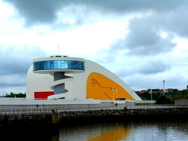 Avilés Niemeyer