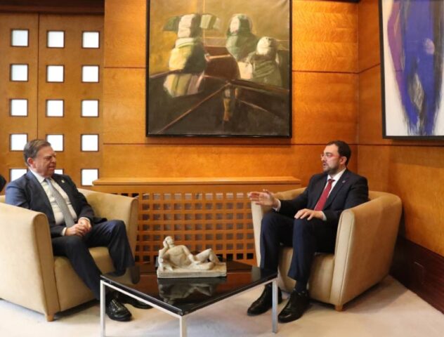 Barbón con el alcalde de Oviedo El Digital de Asturias Barbón con el alcalde de Oviedo